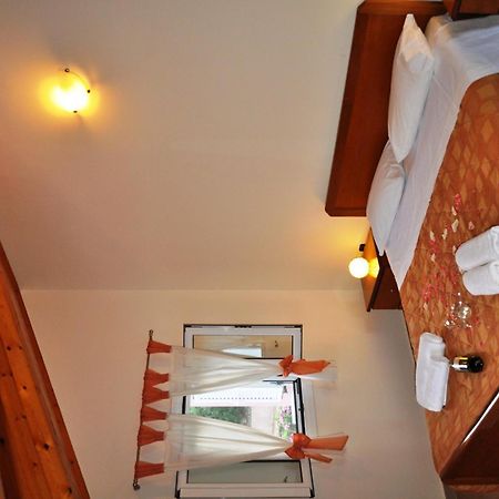 Mari-Christi Apartments Poros (Kefalonia) Quarto foto