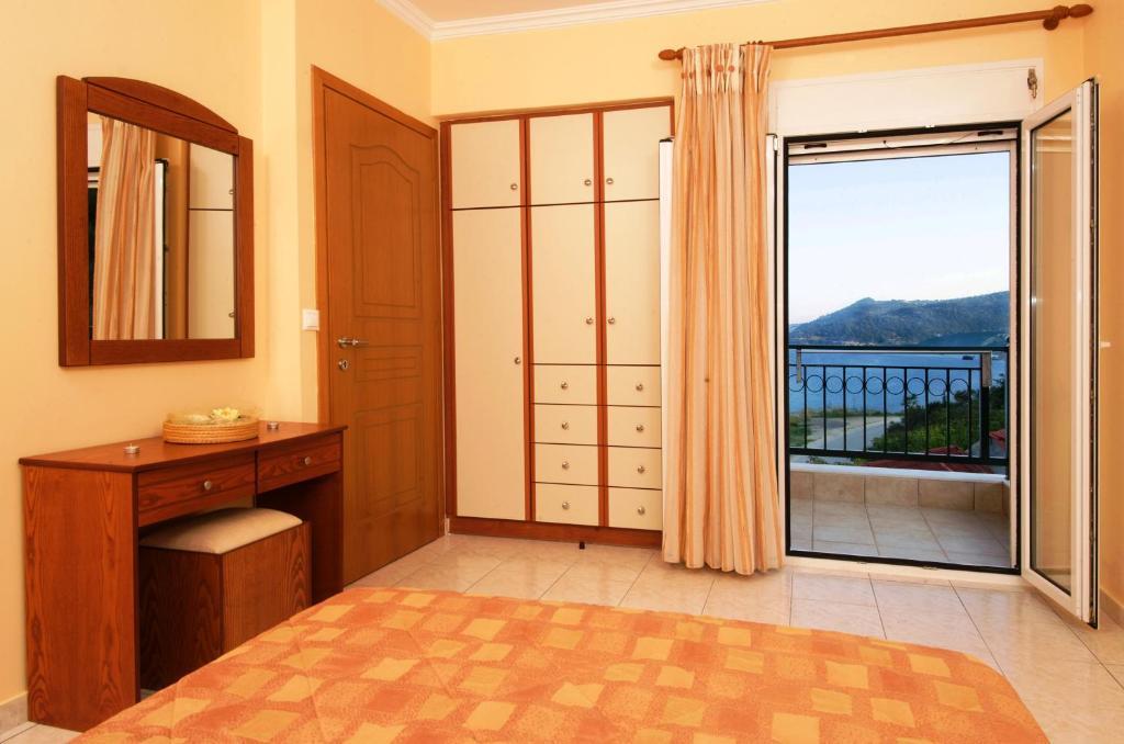 Mari-Christi Apartments Poros (Kefalonia) Quarto foto