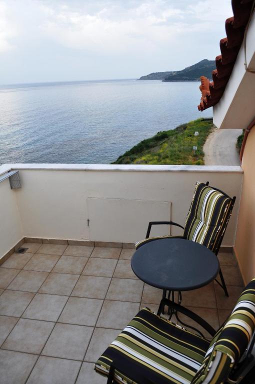 Mari-Christi Apartments Poros (Kefalonia) Quarto foto